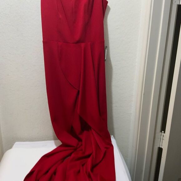 Marina Ruffled Sleeveless Jumpsuit in Red size 6 - Picture 6 of 8